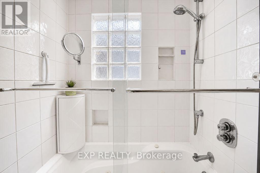 379 Davisville Avenue, Toronto, Ontario  M4S 1H4 - Photo 28 - C13718632