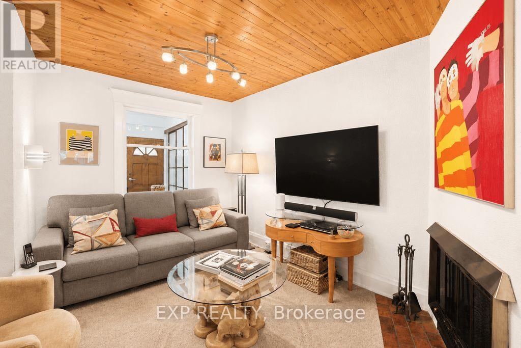 379 Davisville Avenue, Toronto, Ontario  M4S 1H4 - Photo 6 - C13718632