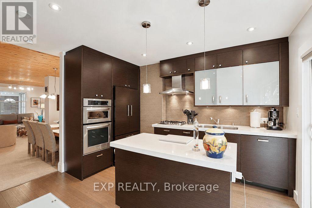 379 Davisville Avenue, Toronto, Ontario  M4S 1H4 - Photo 8 - C13718632