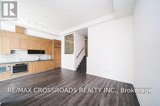 Th05 - 58 Queens Wharf Road, Toronto, Ontario  M5V 0J9 - Photo 4 - C13718688