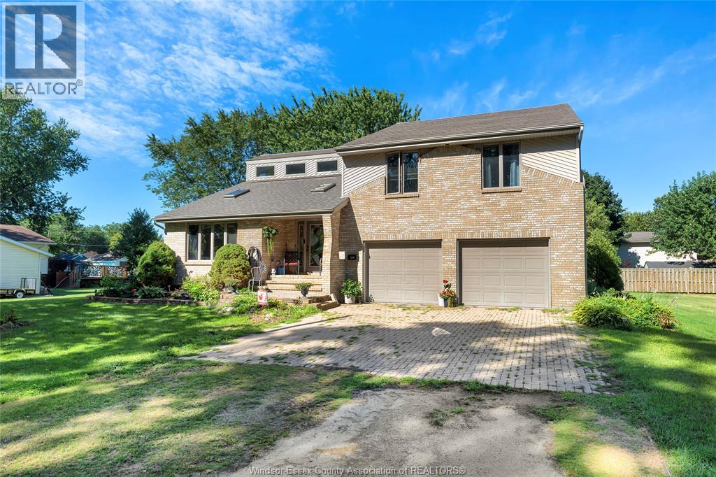 943 ERIE, Kingsville, Ontario
