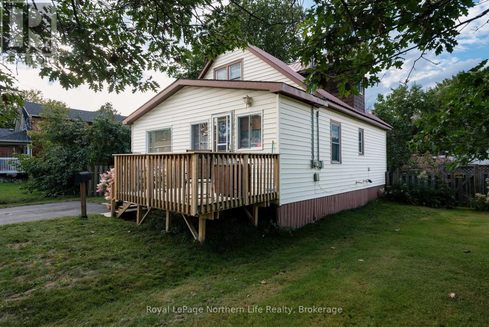 126 Judge Avenue, North Bay, Ontario  P1A 1B6 - Photo 2 - X13718626