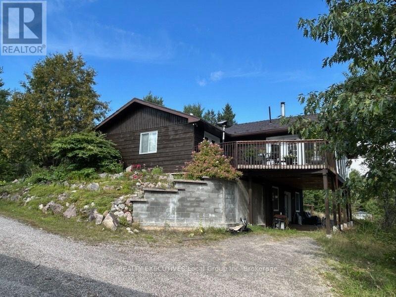 348 Halls Road E, Magnetawan, Ontario  P0A 1P0 - Photo 2 - X13718738