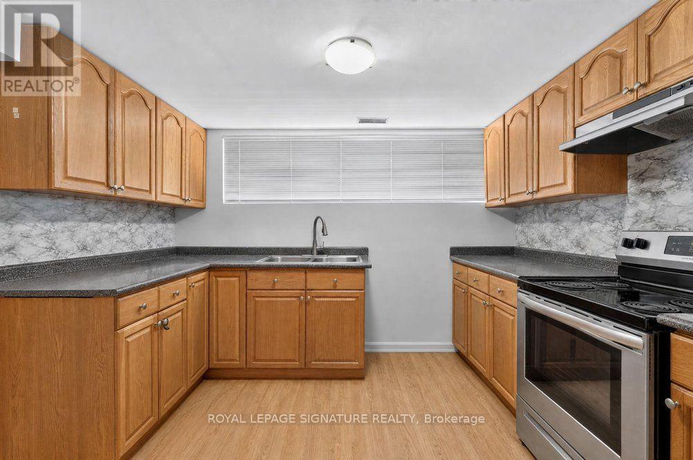 128 Trinnell Boulevard, Toronto, Ontario  M1L 1S8 - Photo 27 - E13718706