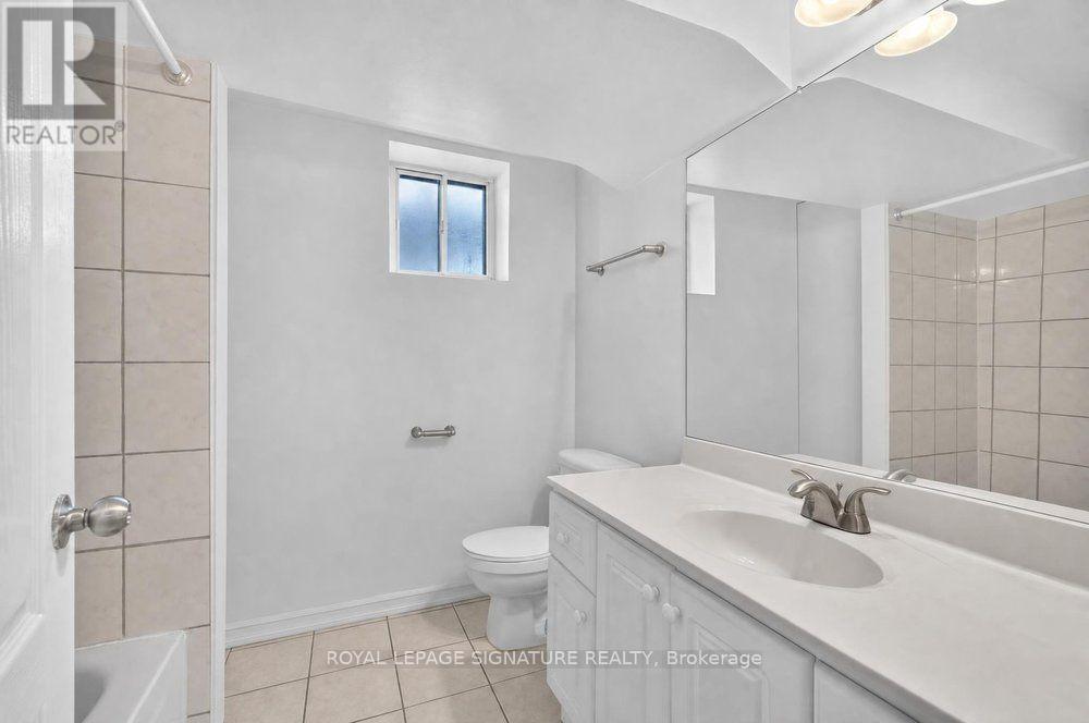 128 Trinnell Boulevard, Toronto, Ontario  M1L 1S8 - Photo 31 - E13718706