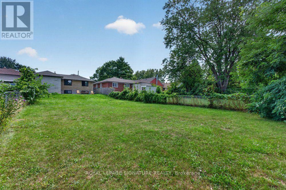128 Trinnell Boulevard, Toronto, Ontario  M1L 1S8 - Photo 40 - E13718706