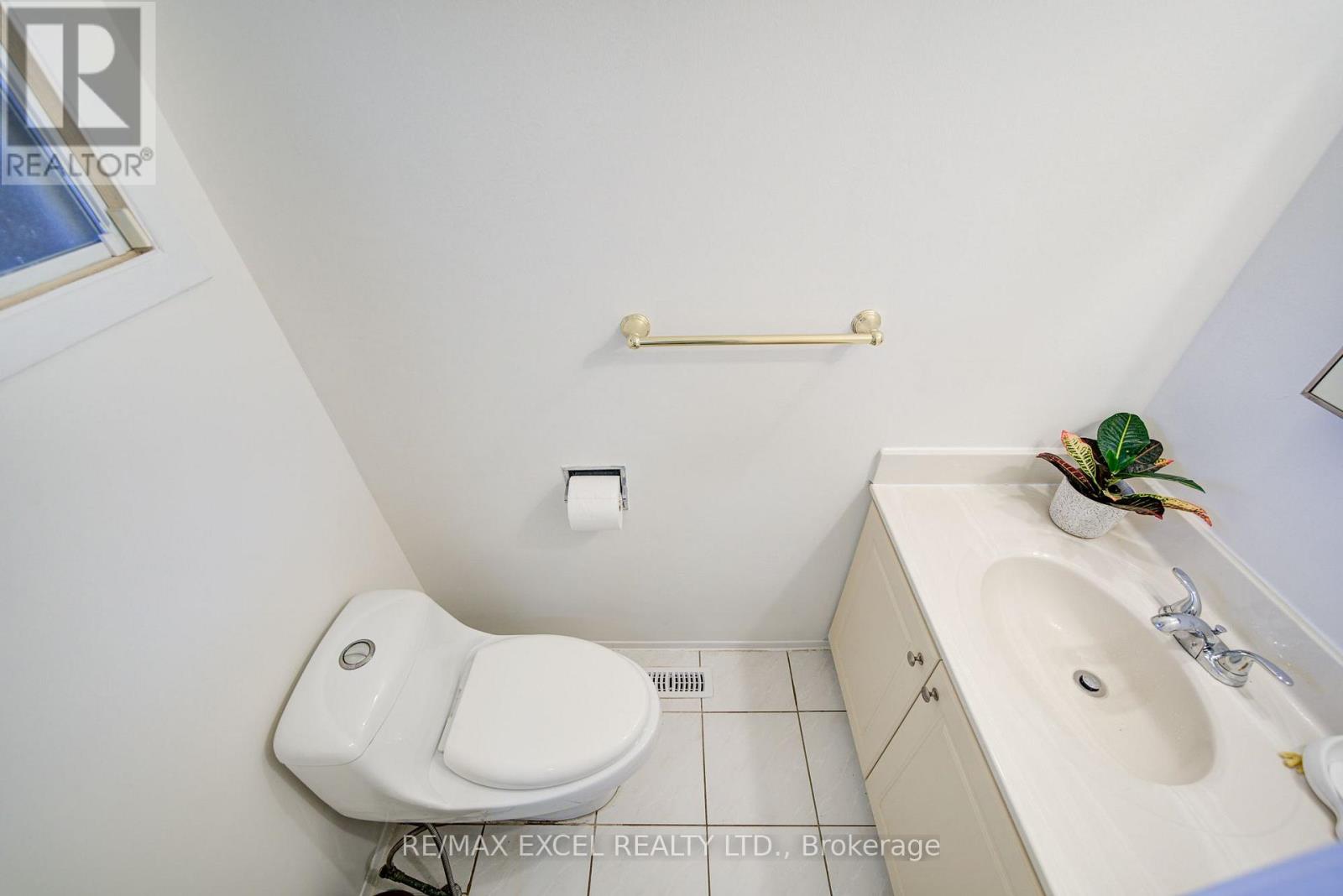 142 Shady Hollow Drive, Toronto, Ontario  M1V 2L8 - Photo 23 - E13718732