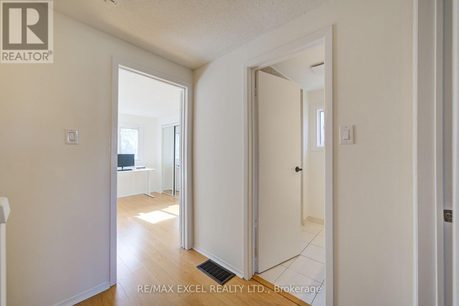 142 Shady Hollow Drive, Toronto, Ontario  M1V 2L8 - Photo 31 - E13718732