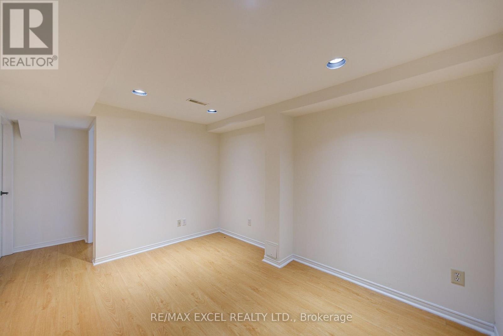 142 Shady Hollow Drive, Toronto, Ontario  M1V 2L8 - Photo 40 - E13718732