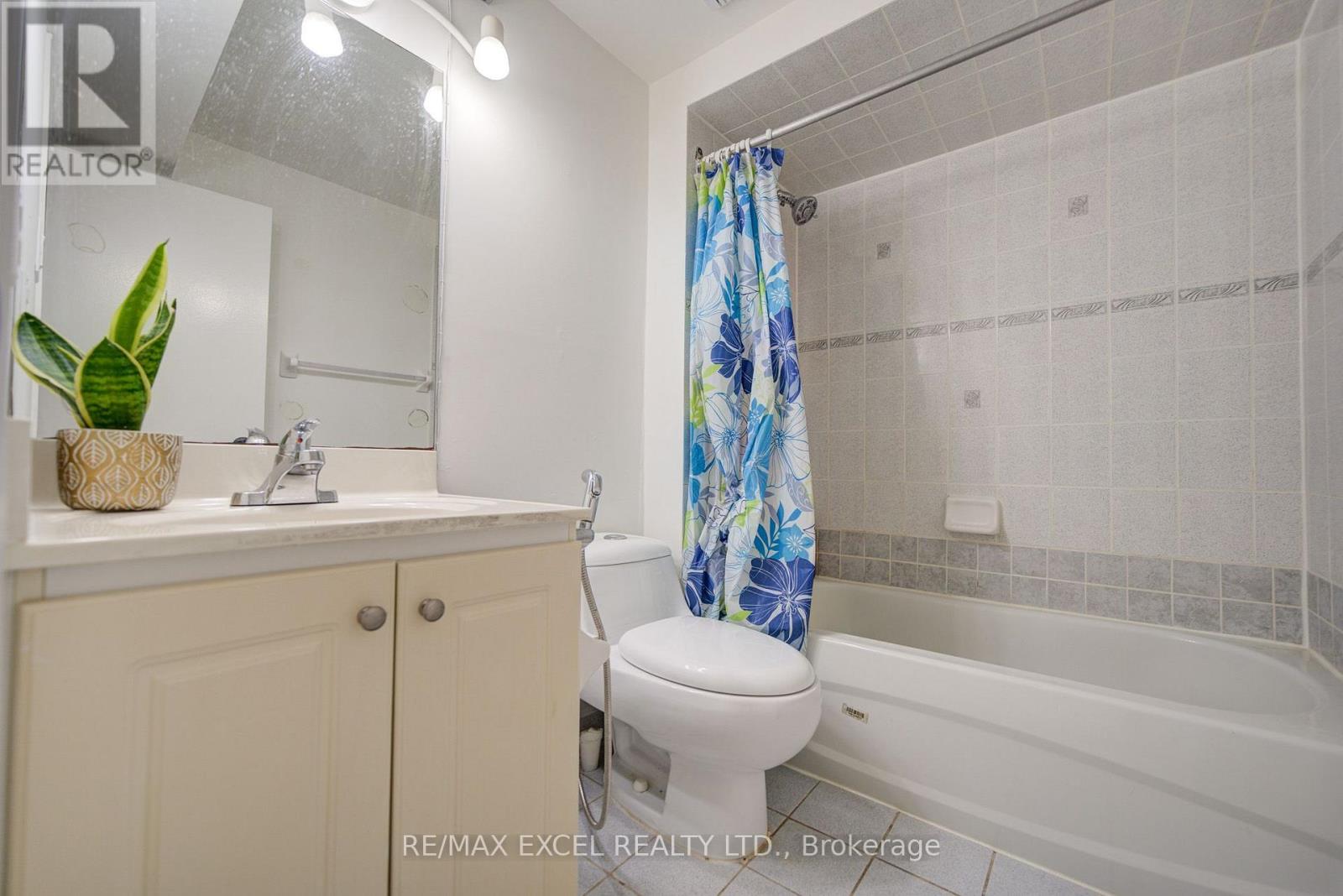 142 Shady Hollow Drive, Toronto, Ontario  M1V 2L8 - Photo 44 - E13718732
