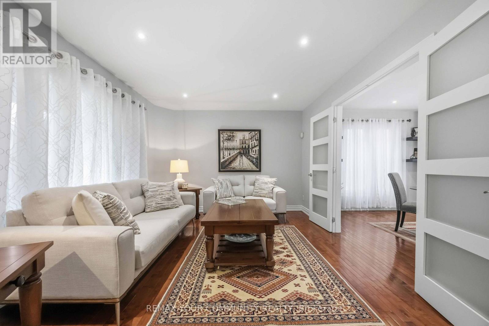 1706 Woodside Lane, Pickering, Ontario  L1V 4W3 - Photo 6 - E13718830