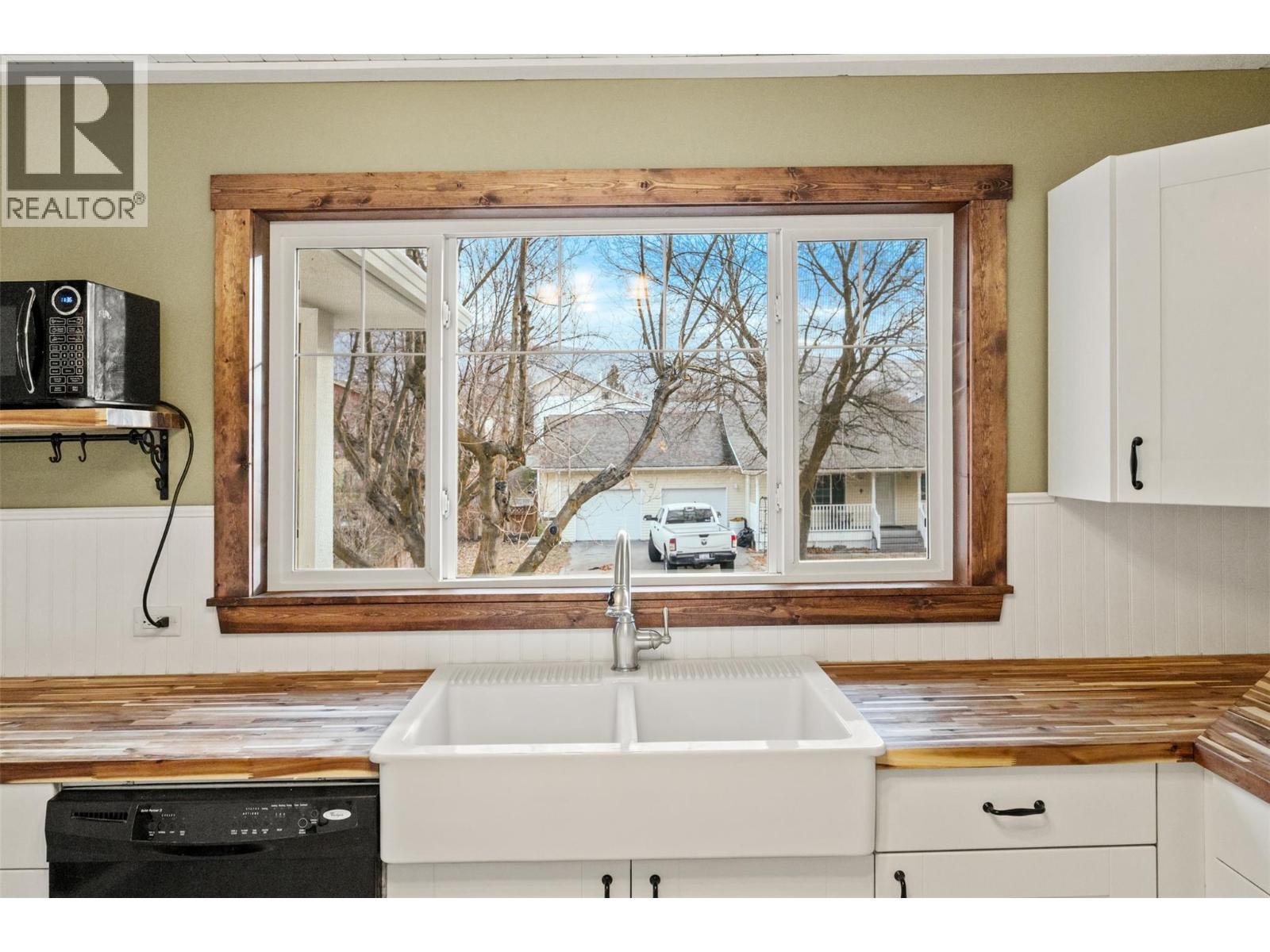 6470 Hollow Street, Oliver, British Columbia  V0H 1T0 - Photo 15 - 10398765