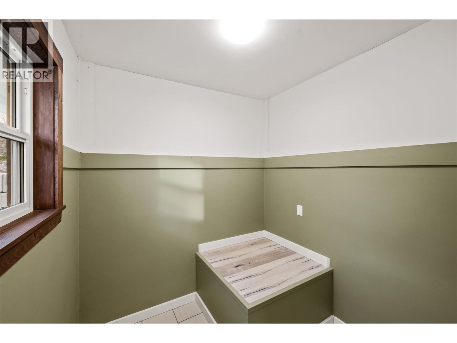 6470 Hollow Street, Oliver, British Columbia  V0H 1T0 - Photo 19 - 10398765