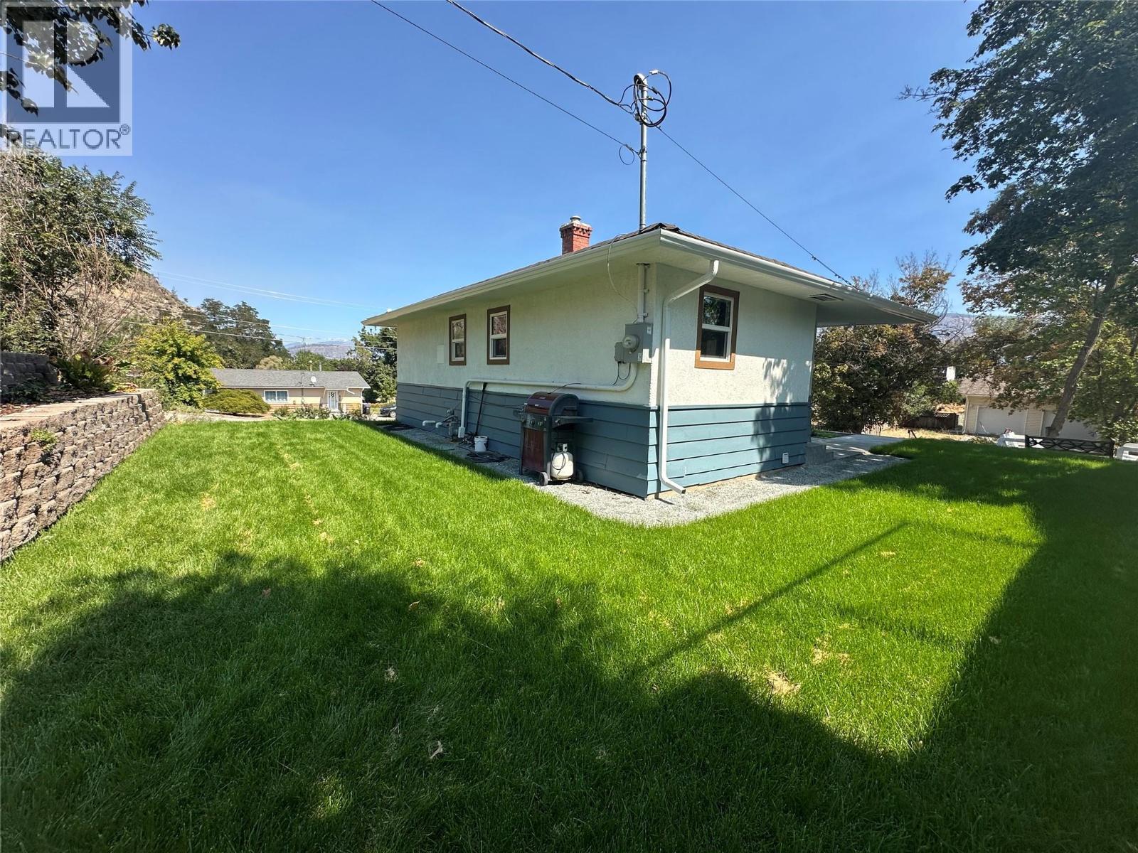 6470 Hollow Street, Oliver, British Columbia  V0H 1T0 - Photo 4 - 10398765