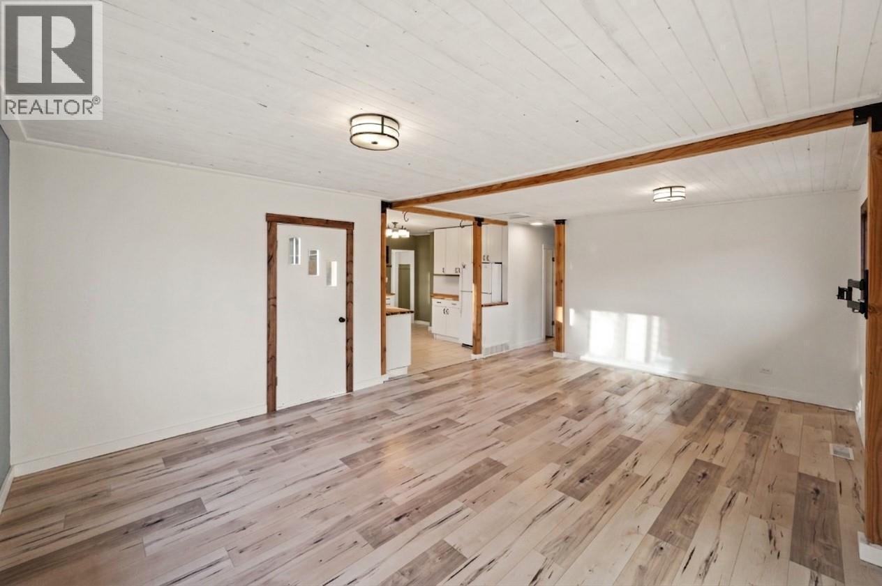 6470 Hollow Street, Oliver, British Columbia  V0H 1T0 - Photo 7 - 10398765
