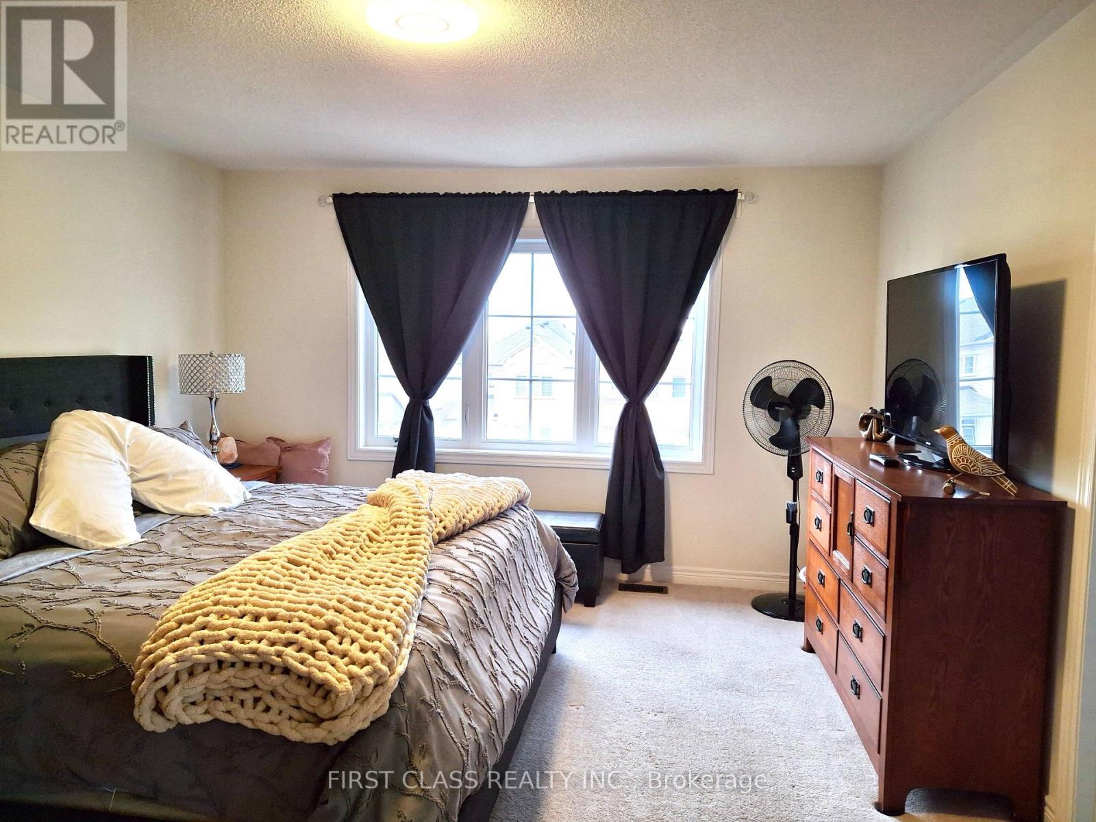 27 Clara May Avenue, East Gwillimbury, Ontario  L9N 0L6 - Photo 10 - N13718658