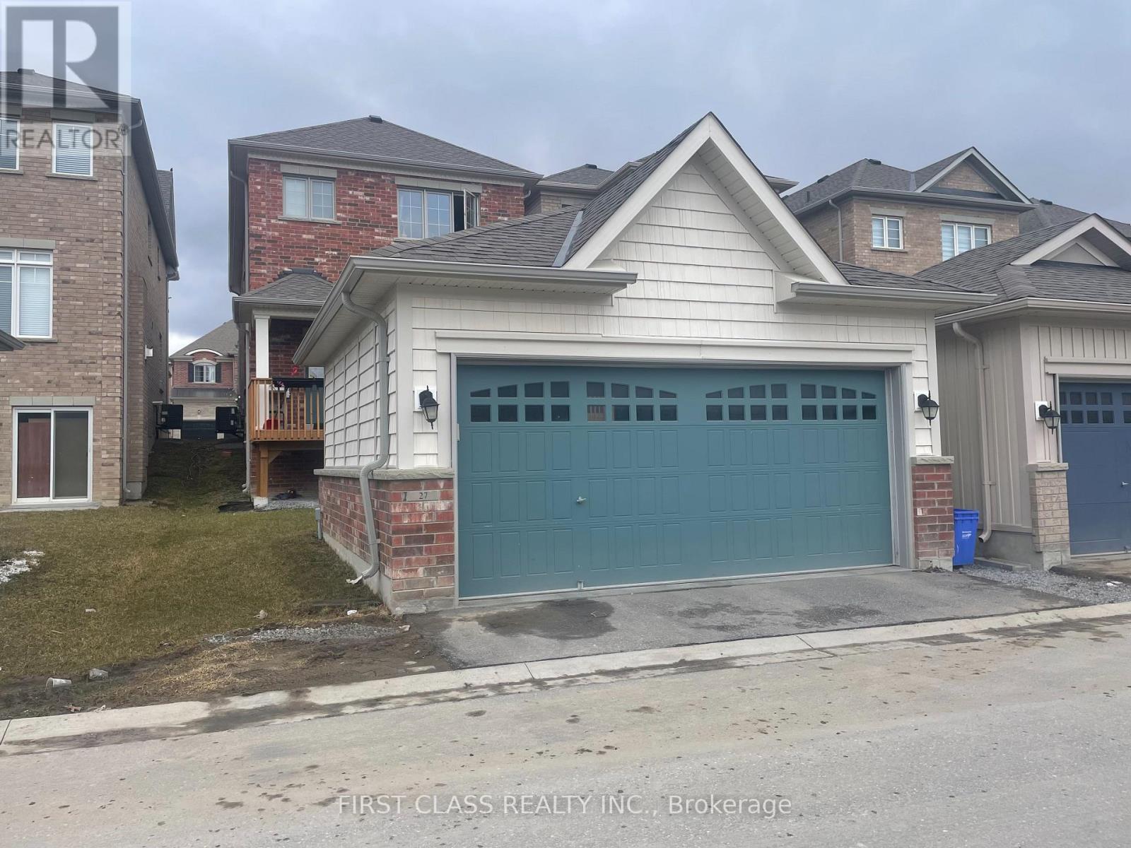 27 Clara May Avenue, East Gwillimbury, Ontario  L9N 0L6 - Photo 2 - N13718658