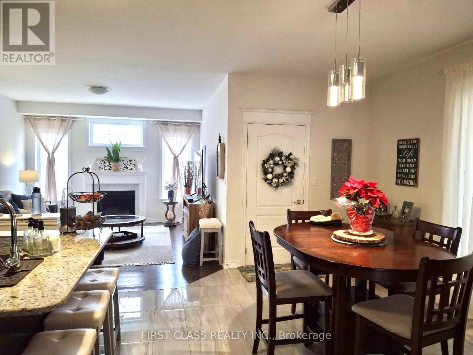 27 Clara May Avenue, East Gwillimbury, Ontario  L9N 0L6 - Photo 5 - N13718658