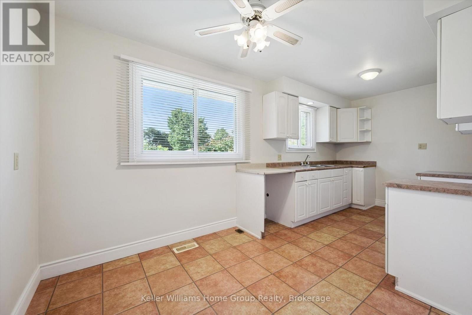 545 Gartshore Street, Centre Wellington (Fergus), Ontario  N1M 2B3 - Photo 11 - X13718712
