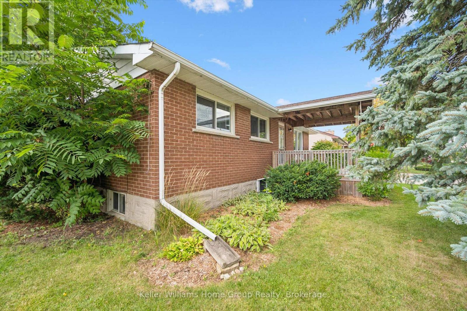 545 Gartshore Street, Centre Wellington (Fergus), Ontario  N1M 2B3 - Photo 4 - X13718712