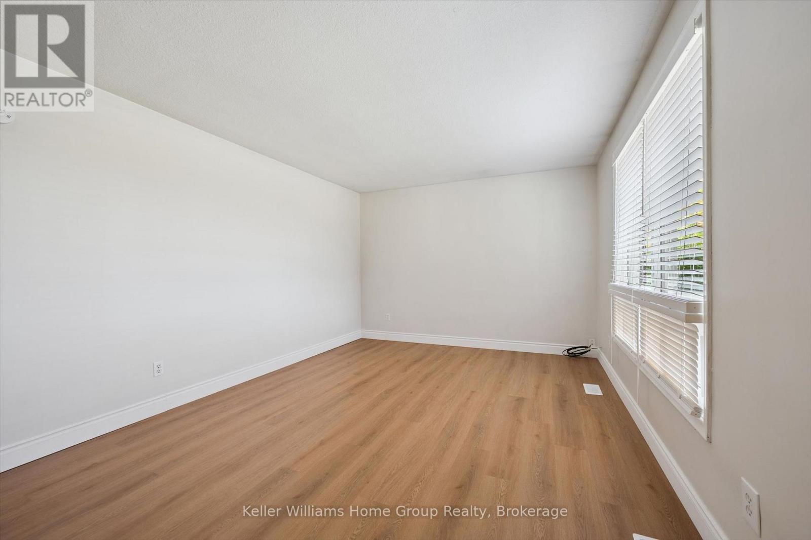 545 Gartshore Street, Centre Wellington (Fergus), Ontario  N1M 2B3 - Photo 9 - X13718712