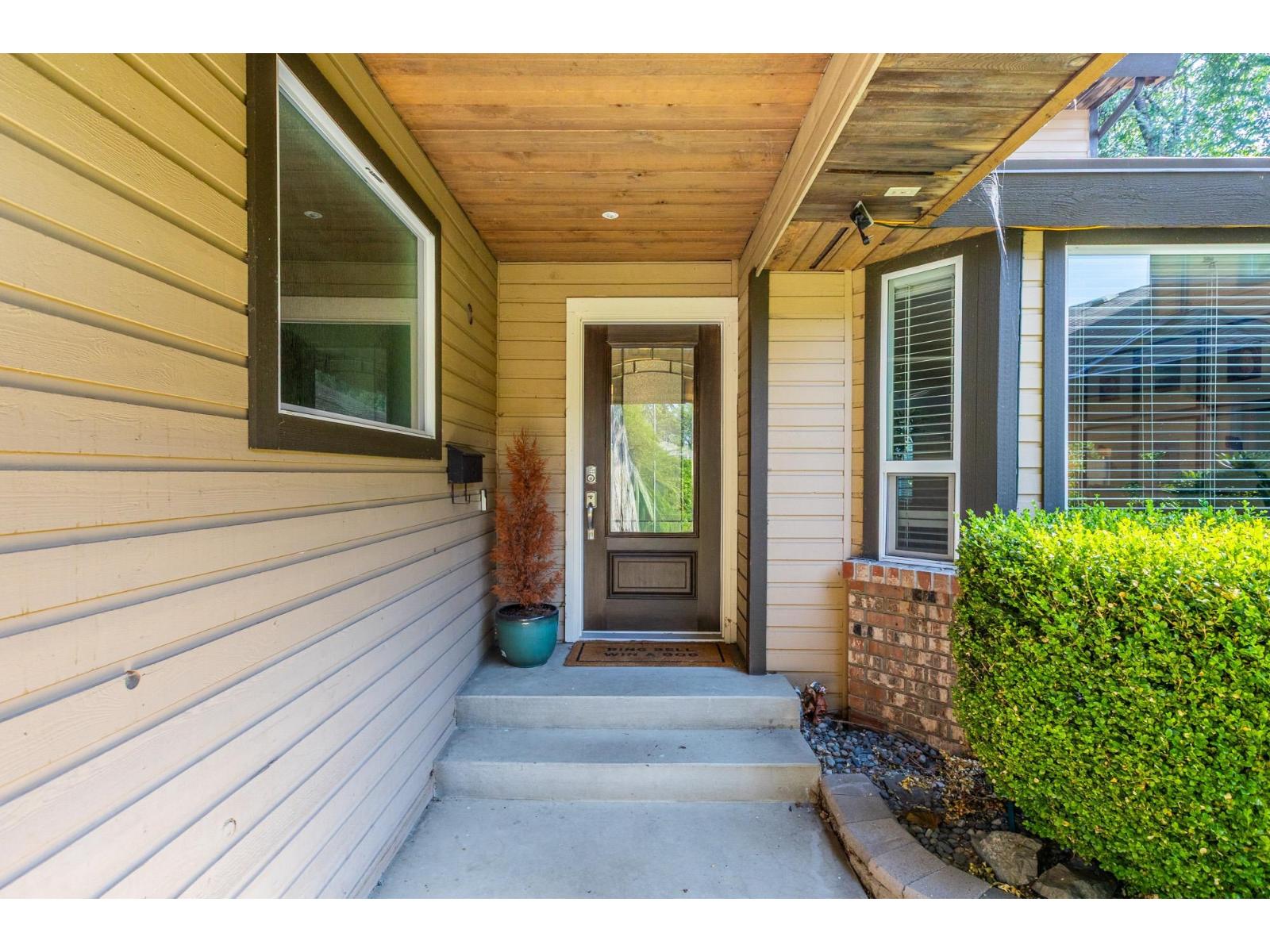 16163 Brookside Grove, Surrey, British Columbia  V4N 1S8 - Photo 5 - R3158106