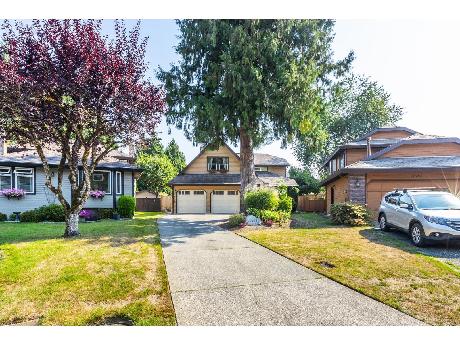 16163 Brookside Grove, Surrey, British Columbia  V4N 1S8 - Photo 2 - R3158106