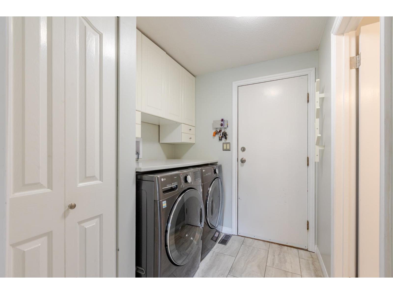 16163 Brookside Grove, Surrey, British Columbia  V4N 1S8 - Photo 21 - R3158106