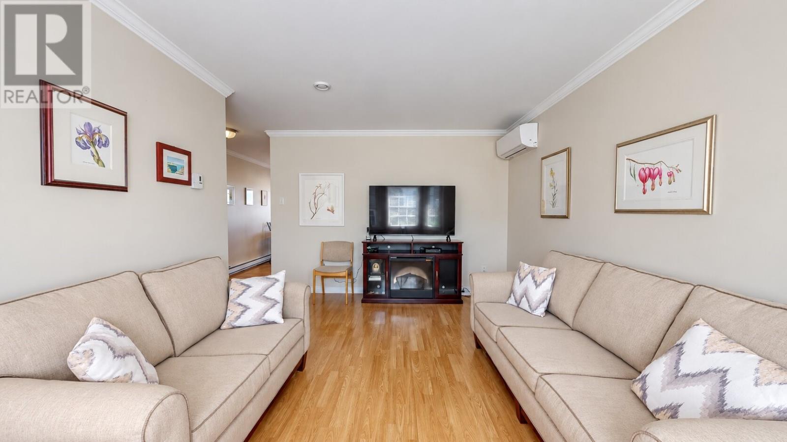 16 Newhook Place, St. John's — photo 7
