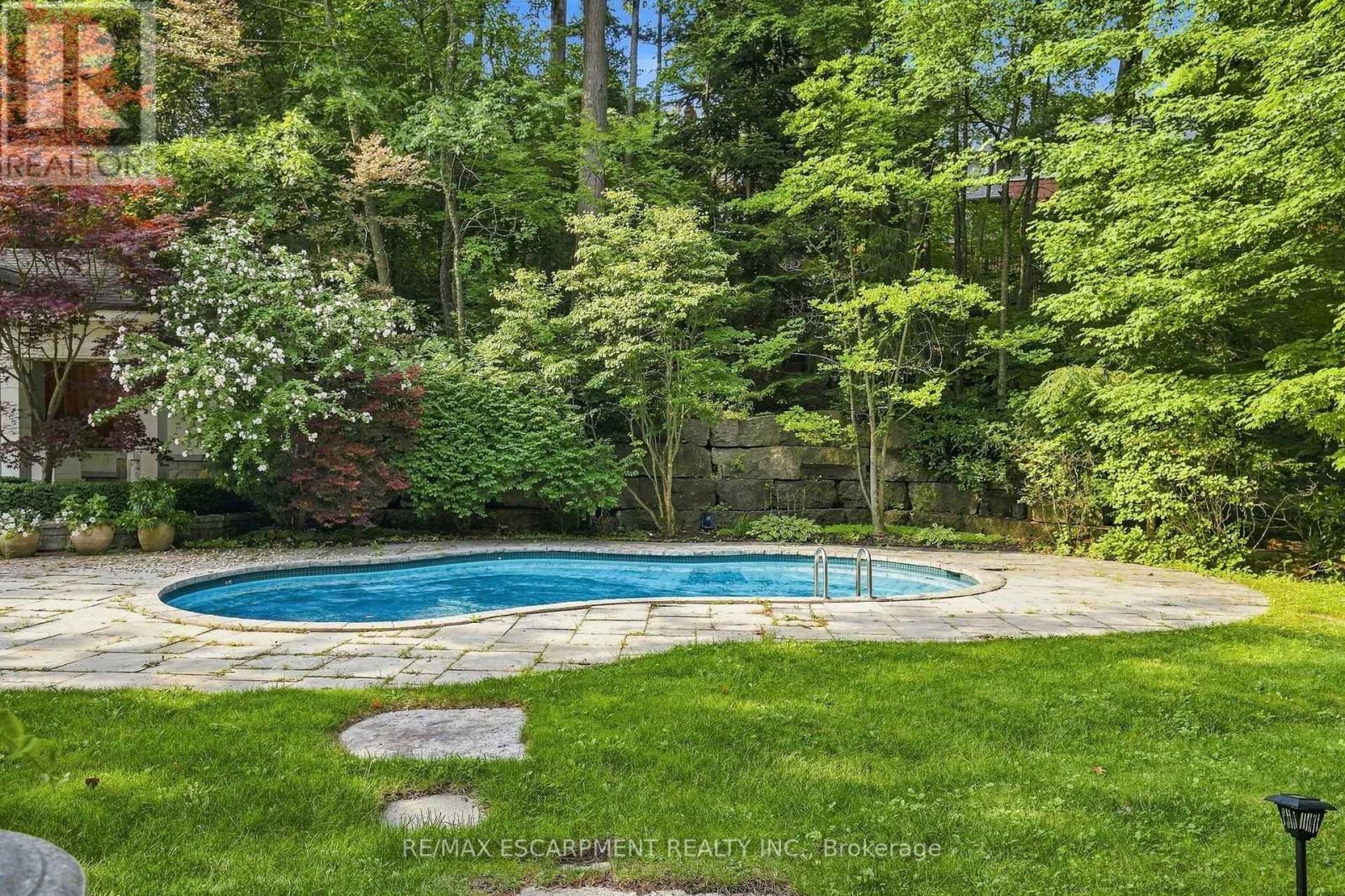 2025 & 2035 Heartwood Court, Mississauga, Ontario  L5C 4P7 - Photo 47 - W13718640