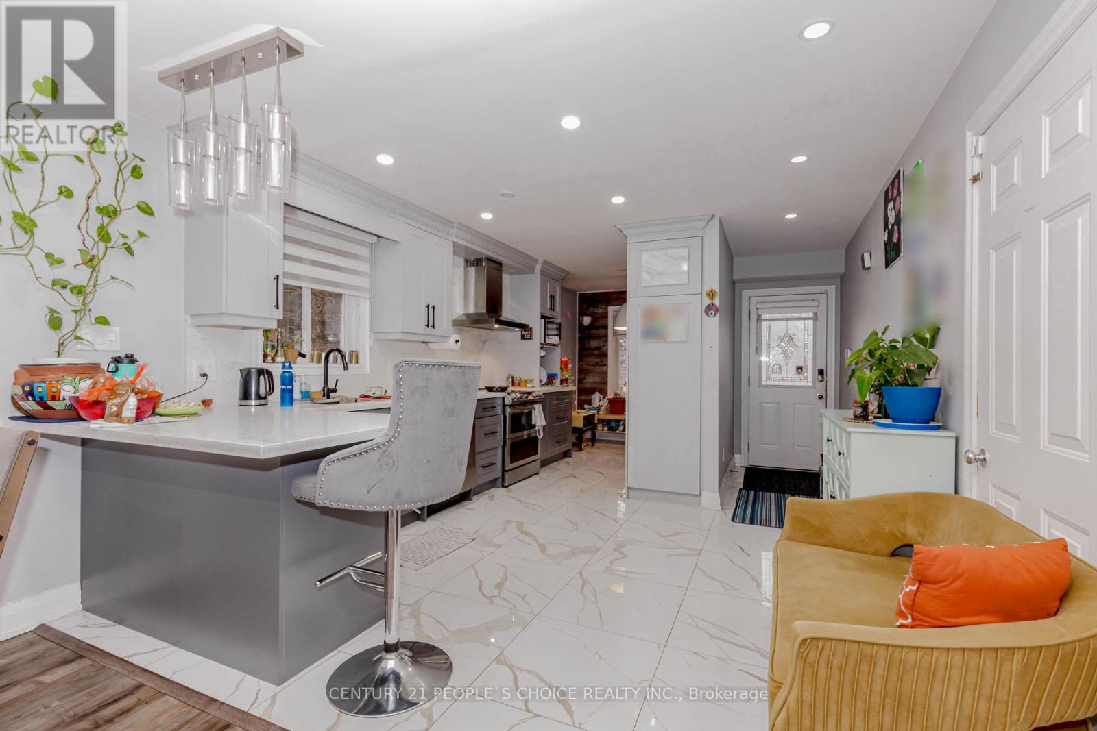 32 Elderwood Place, Brampton, Ontario  L6V 3N3 - Photo 11 - W13718646