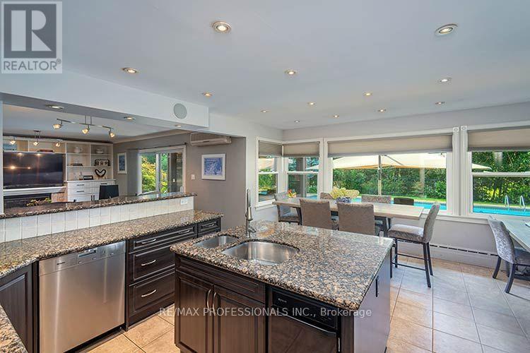 7 Treeline Court, Toronto, Ontario  M9C 1K7 - Photo 12 - W13718648