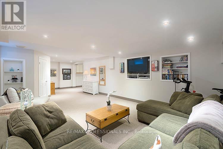 7 Treeline Court, Toronto, Ontario  M9C 1K7 - Photo 31 - W13718648