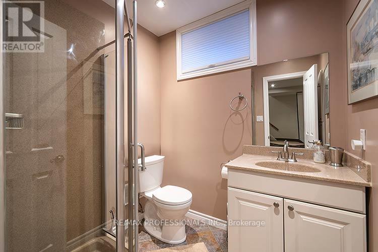 7 Treeline Court, Toronto, Ontario  M9C 1K7 - Photo 34 - W13718648