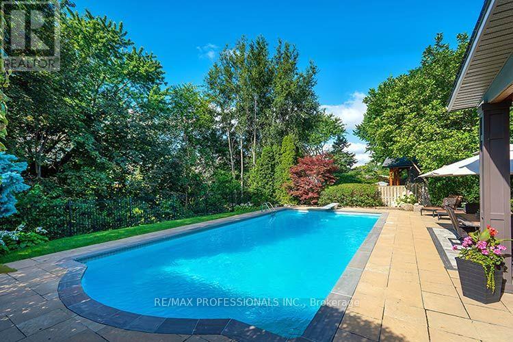 7 Treeline Court, Toronto, Ontario  M9C 1K7 - Photo 38 - W13718648