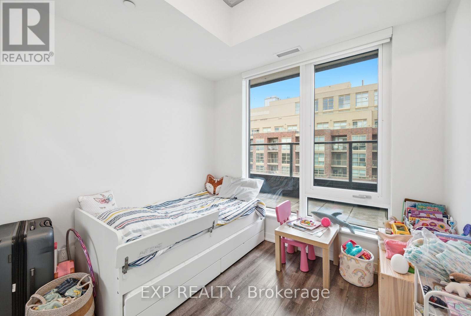 804 - 1808 St Clair Avenue W, Toronto, Ontario  M6N 0C1 - Photo 8 - W13718672