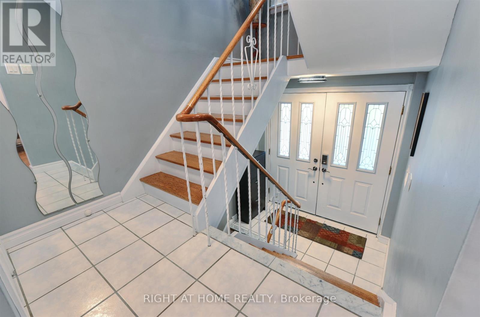 50 Chalkfarm Drive, Toronto, Ontario  M3L 1L2 - Photo 3 - W13718716