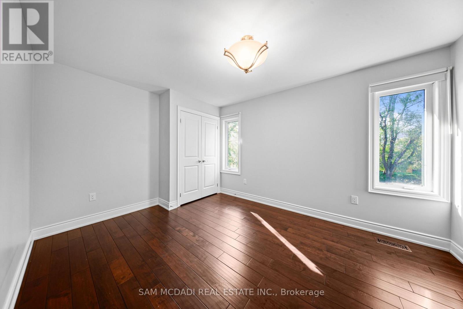 1238 Strathy Avenue, Mississauga, Ontario  L5E 2K6 - Photo 30 - W13718730