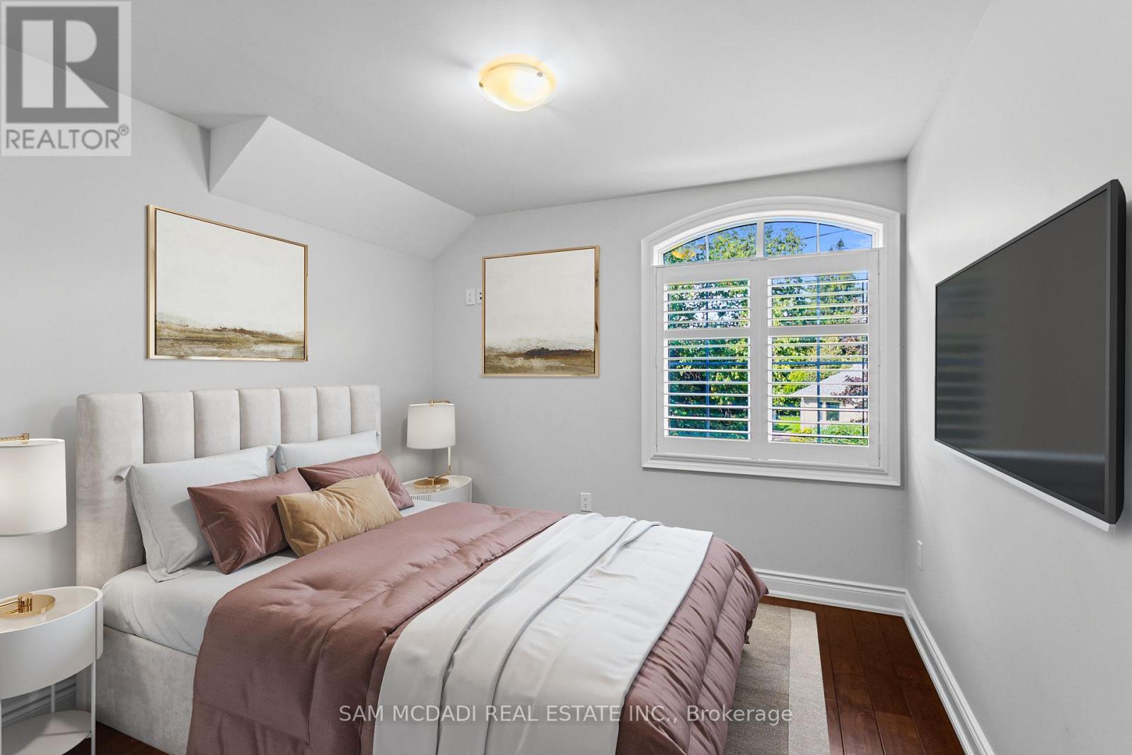 1238 Strathy Avenue, Mississauga, Ontario  L5E 2K6 - Photo 31 - W13718730