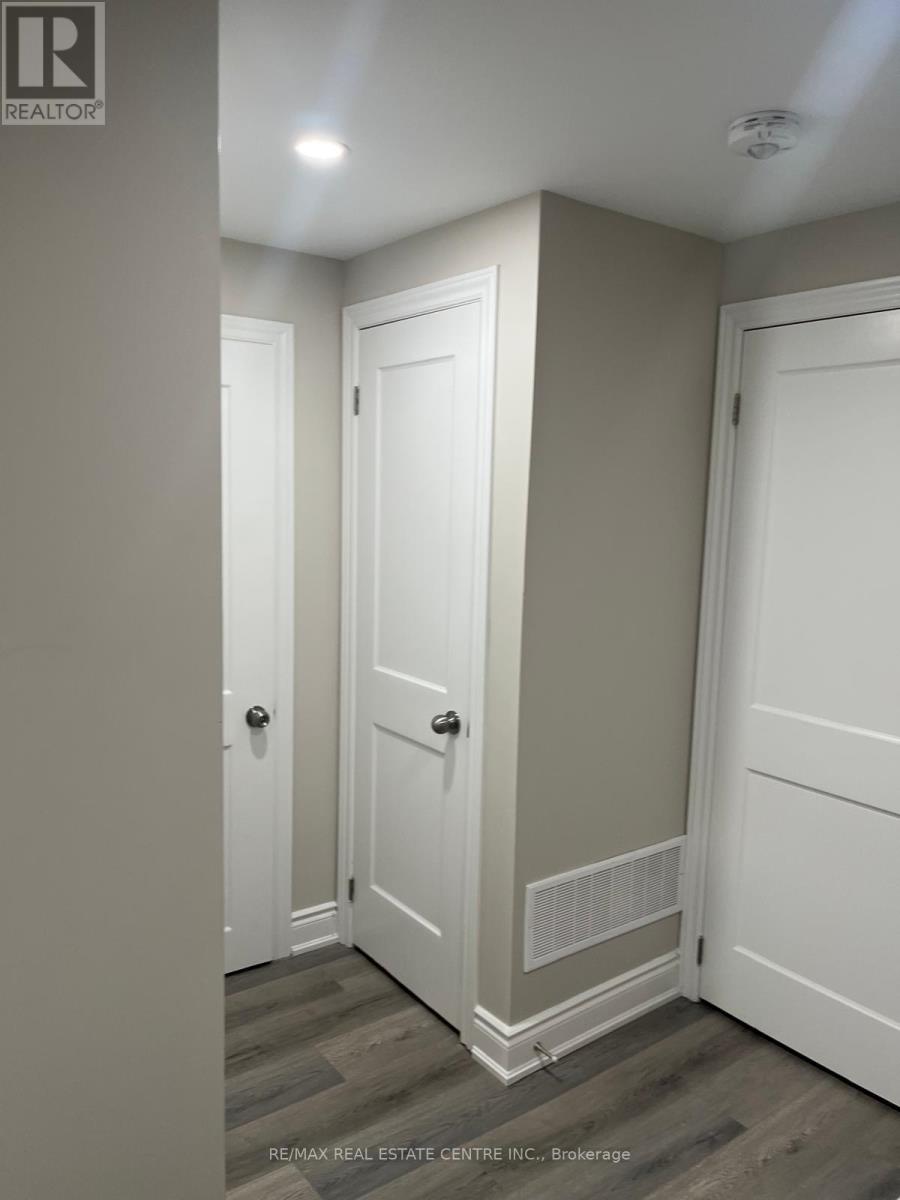 Basement - 1050 Farmstead Drive, Milton, Ontario  L9T 8G5 - Photo 14 - W13718742