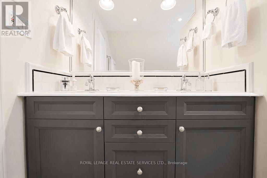 124 Chisholm Street, Oakville, Ontario  L6K 3J2 - Photo 30 - W13718770
