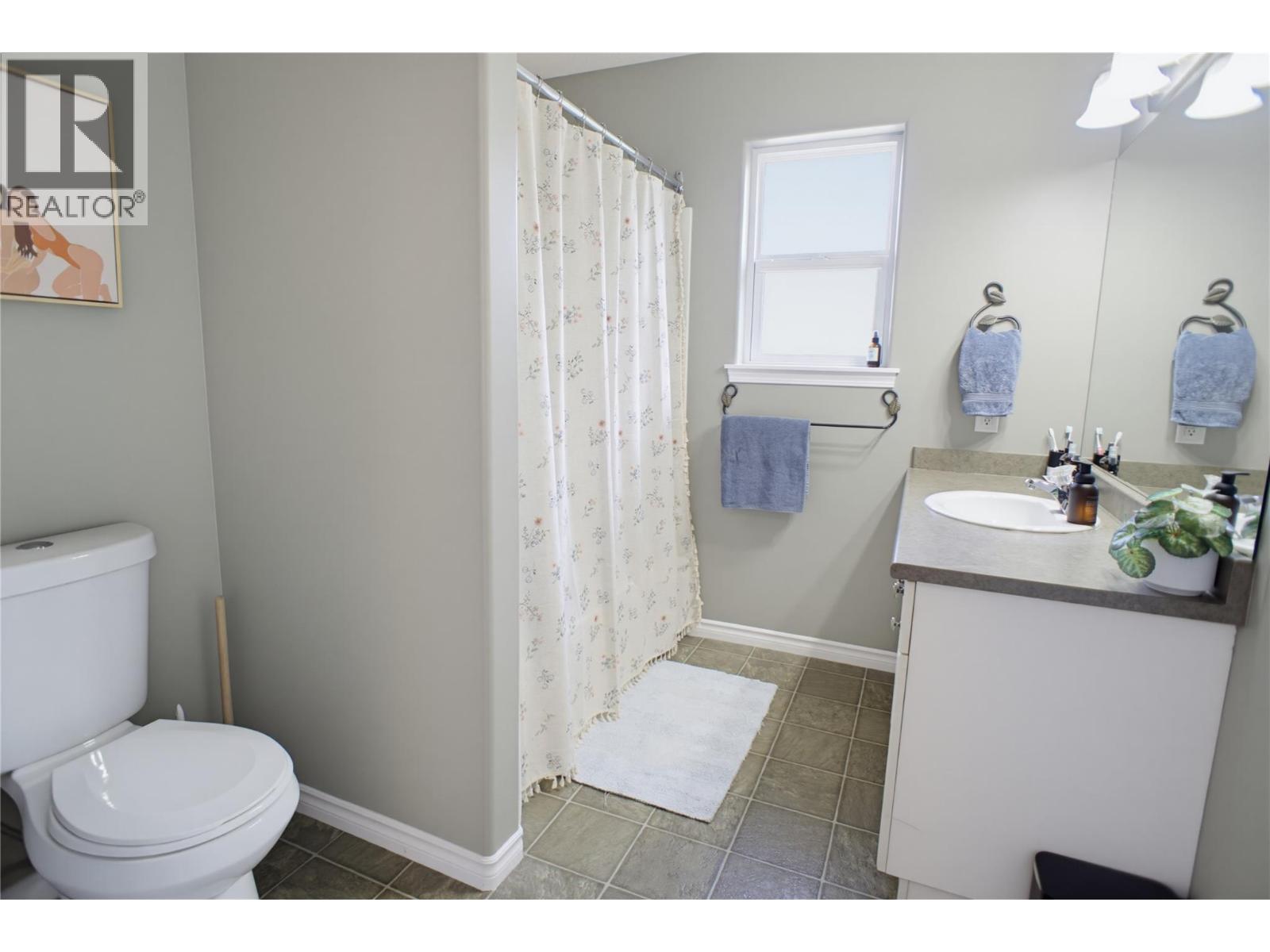 1149 Raven Drive, Kamloops, British Columbia  V2B 8P4 - Photo 9 - 10398382