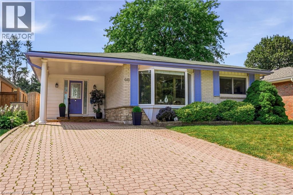 616 MULLIN Way, Burlington, Ontario