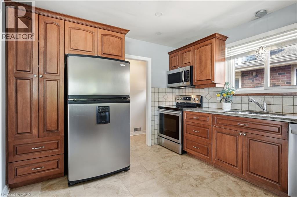 616 Mullin Way, Burlington, Ontario  L7L 4J4 - Photo 16 - 40855957