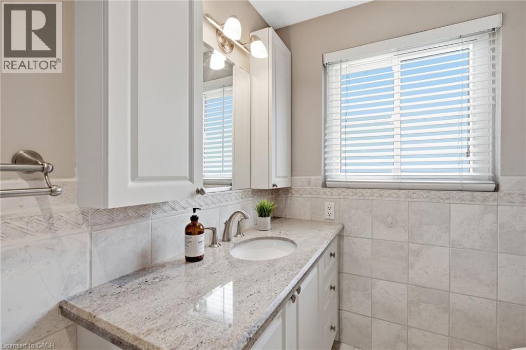 616 Mullin Way, Burlington, Ontario  L7L 4J4 - Photo 20 - 40855957