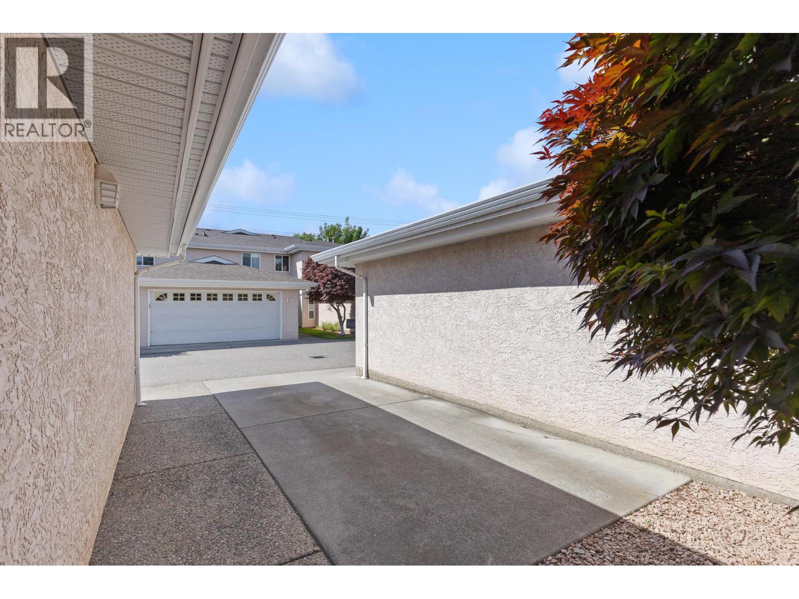 1800 Parkview Crescent Unit# 10, Kelowna, British Columbia  V1X 7G6 - Photo 46 - 10389350