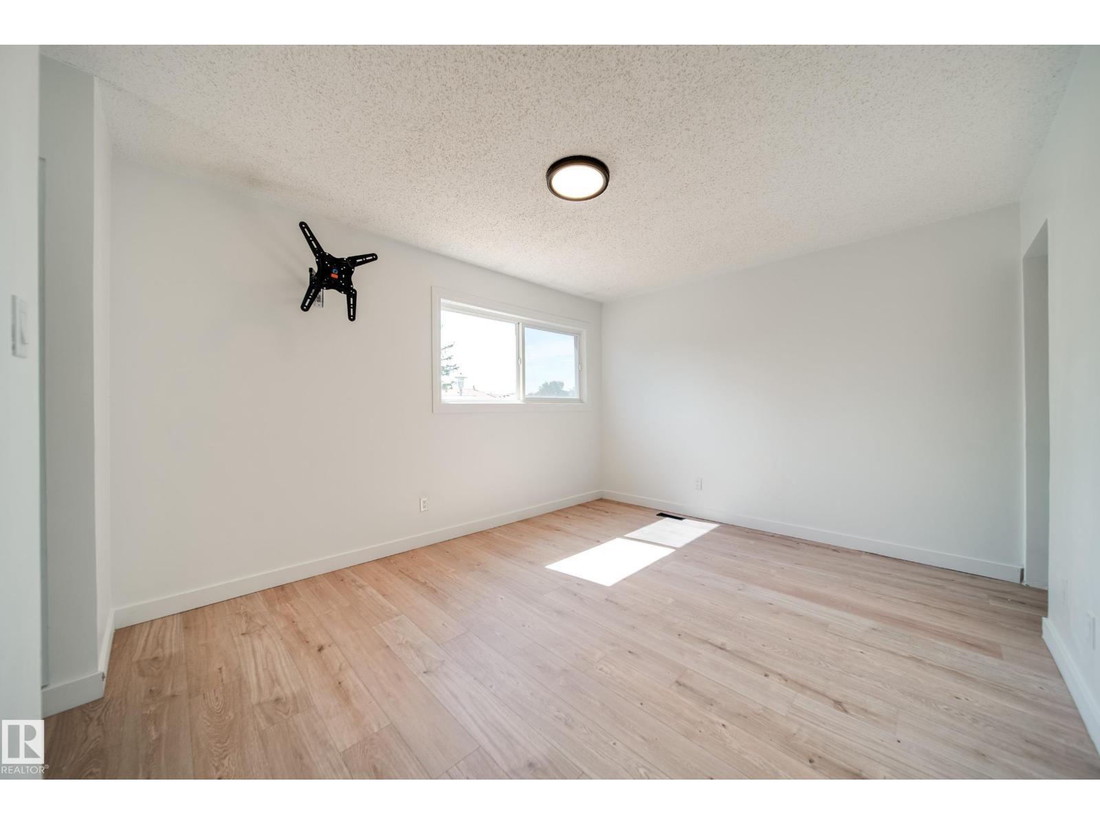 238 Grandin Vg, St. Albert, Alberta  T8N 2J3 - Photo 17 - E4505141