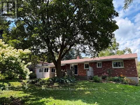 69 Louise Street, Minto, Ontario  N0G 1Z0 - Photo 2 - X12984978