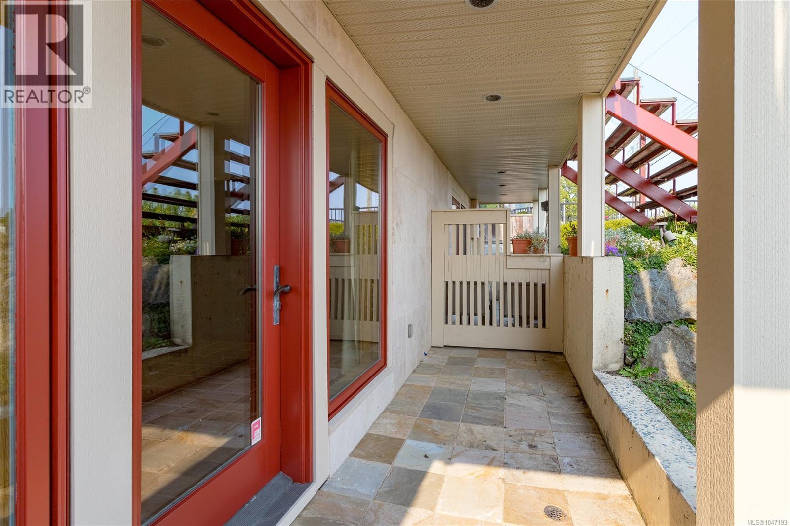 1518 Dallas Rd, Victoria, British Columbia  V8S 1A3 - Photo 52 - 1047193