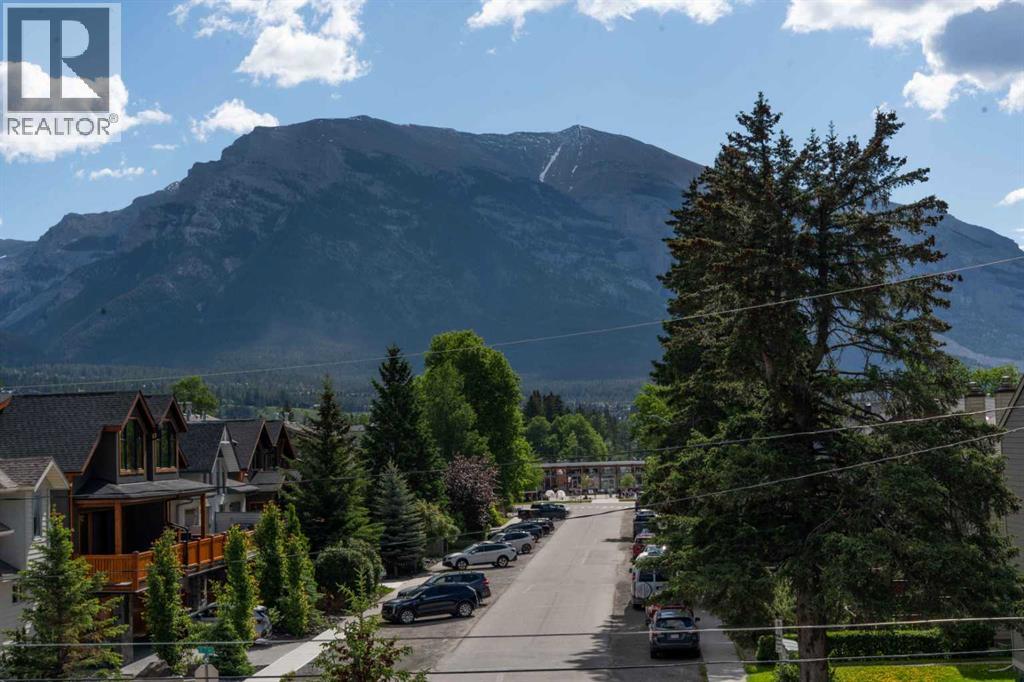 905a Bridge Road, Canmore, Alberta  T1W 2E5 - Photo 10 - A2325581